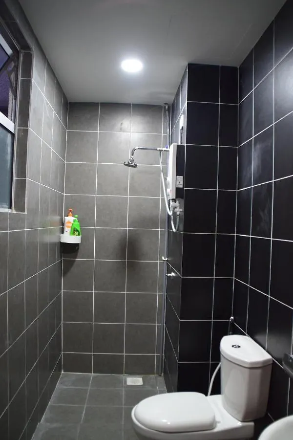 Zizz Angels Ikhwan Homestay Damansara Petaling Jaya Apartment