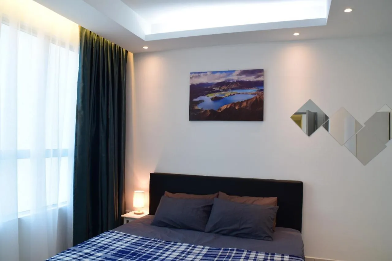 Apartment Zizz Angels Ikhwan Homestay Damansara Petaling Jaya